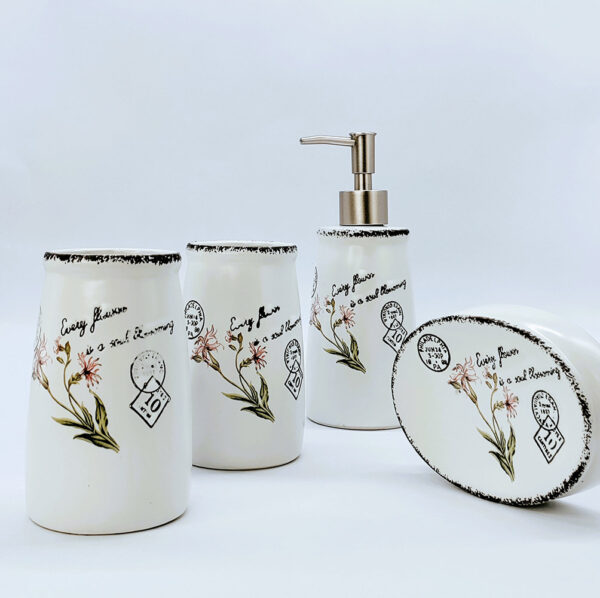 BATHROOM ACCESSORIES